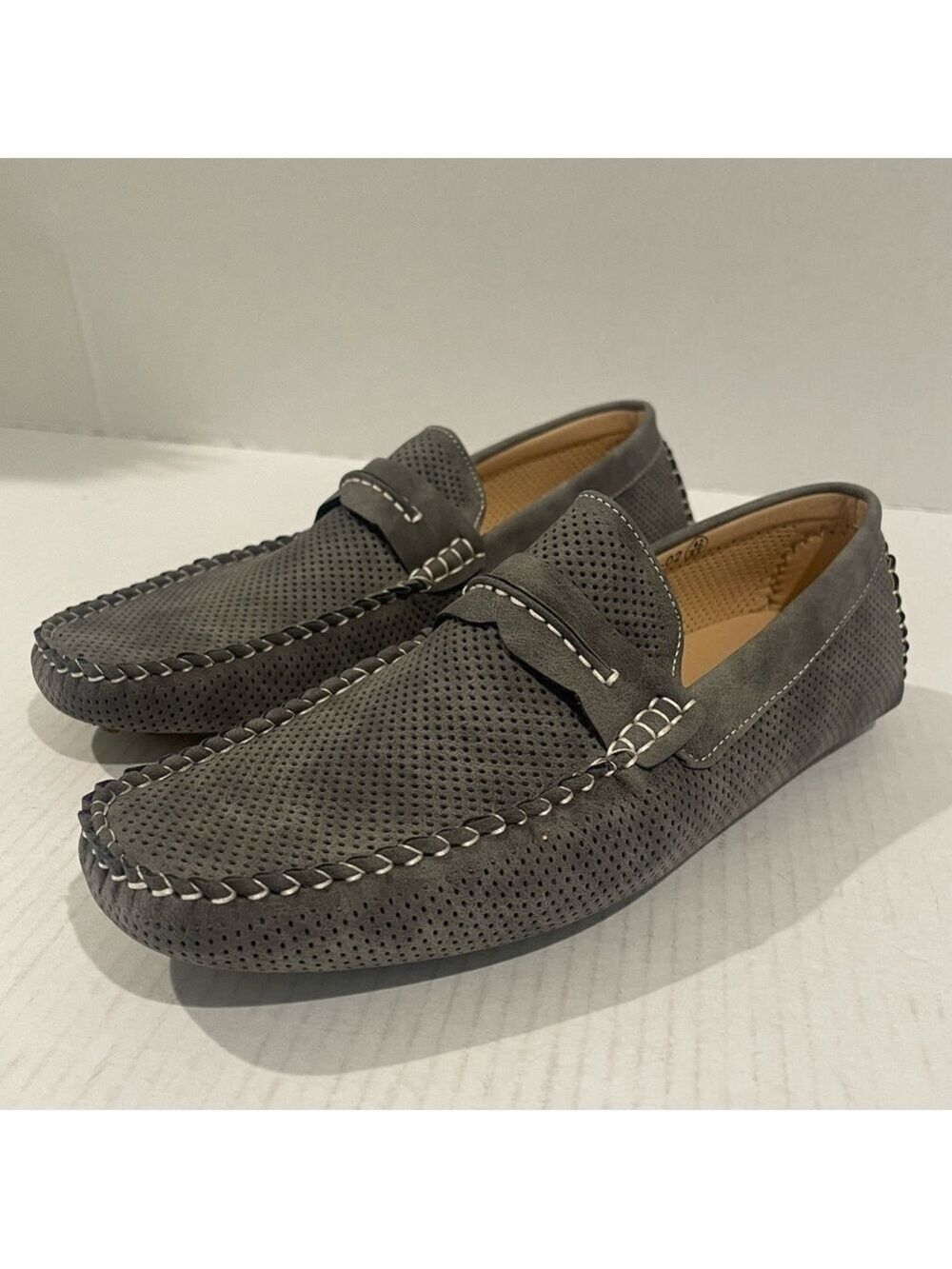 Men’s Arider Grey Suede Loafers Size 8.5 US! - Picture 5 of 10
